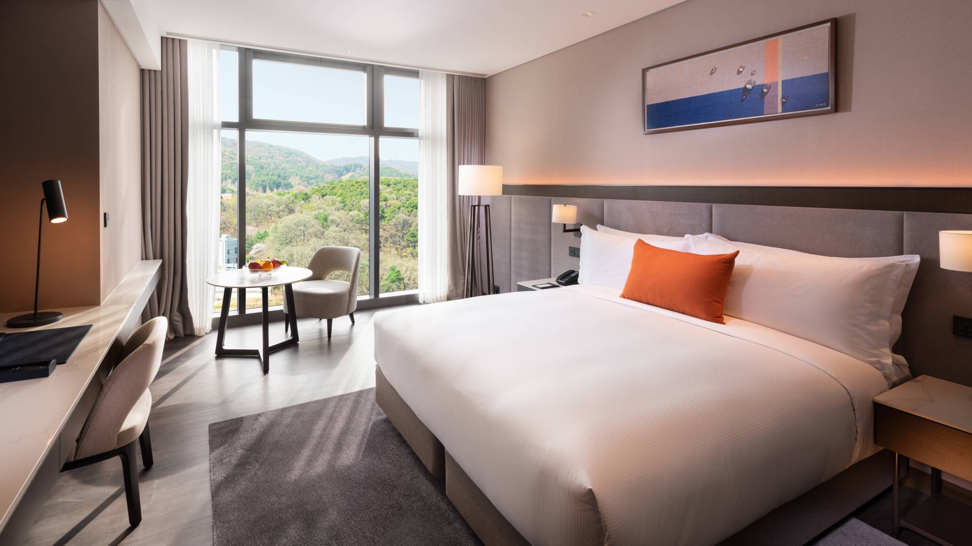 Rooms & Suites DoubleTree by Hilton Seoul Pangyo